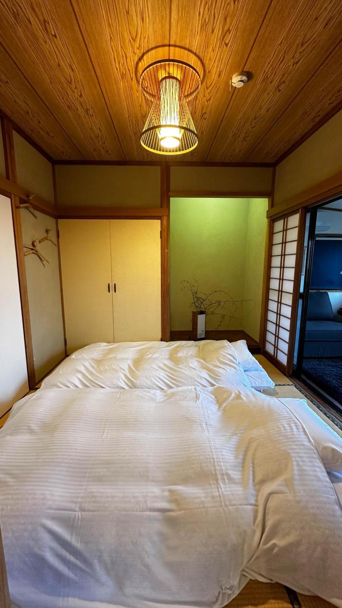 伊豆高原 温泉付別荘 Isana Mountain Villa Futo Экстерьер фото